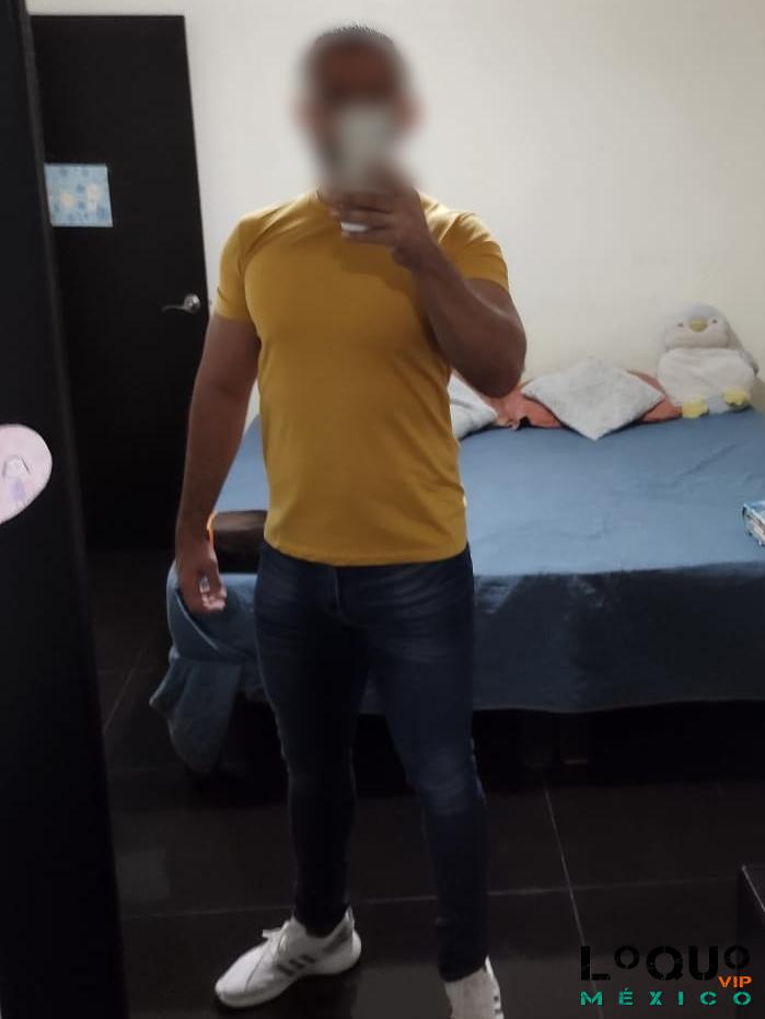 Gigolós Jalisco: Cesar, Tu cuerpo: el infierno en el que no me importaría arder.