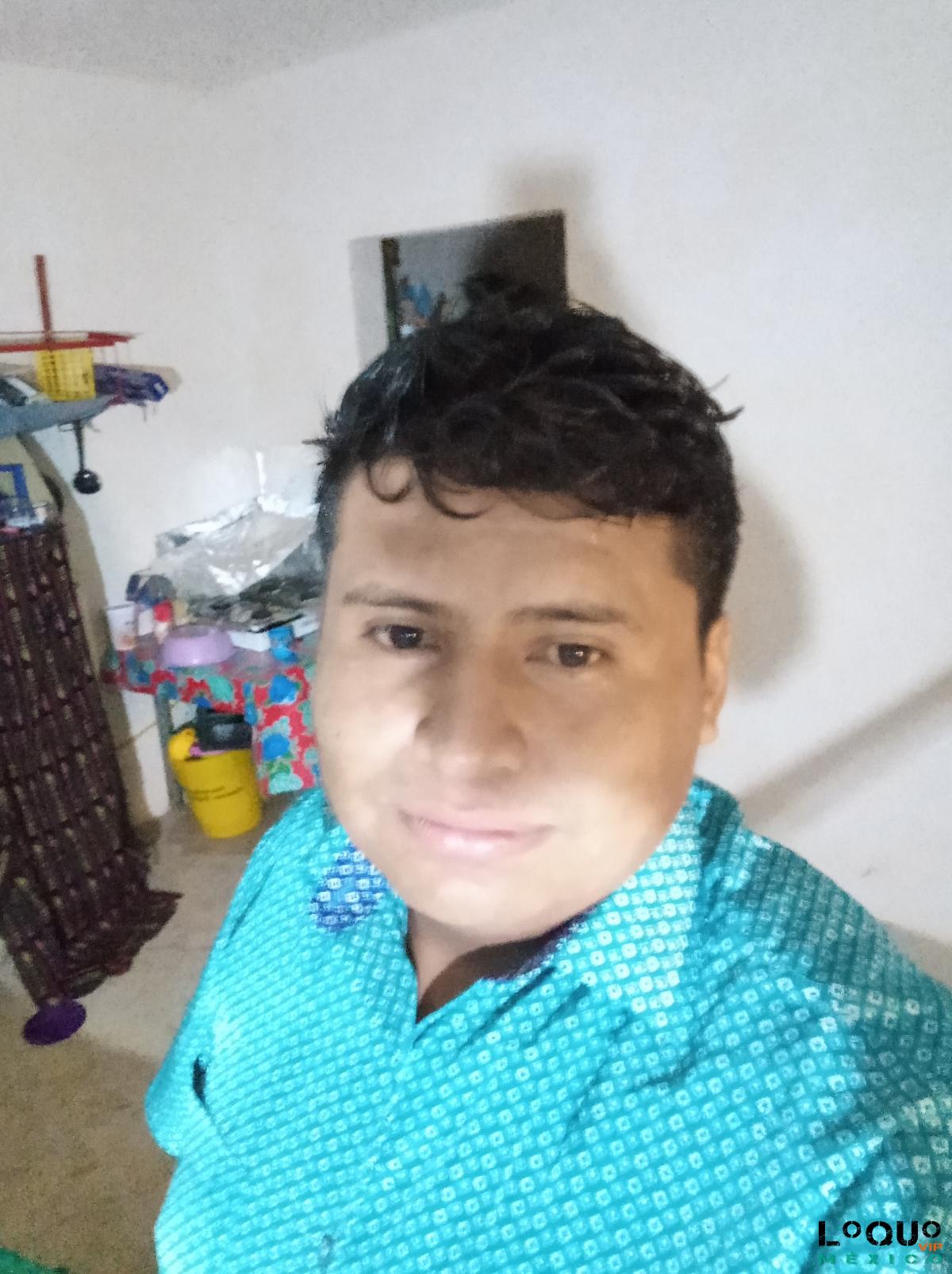 Gigolós Quintana Roo: Hola soy un chico de 21 años orijinario de Tabasco espero k me me contactes