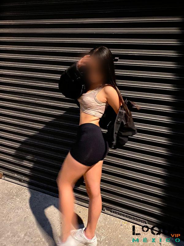 Putas Nuevo León: Soy Keysi una escort teen delgadita petite iniciando en Monterrey