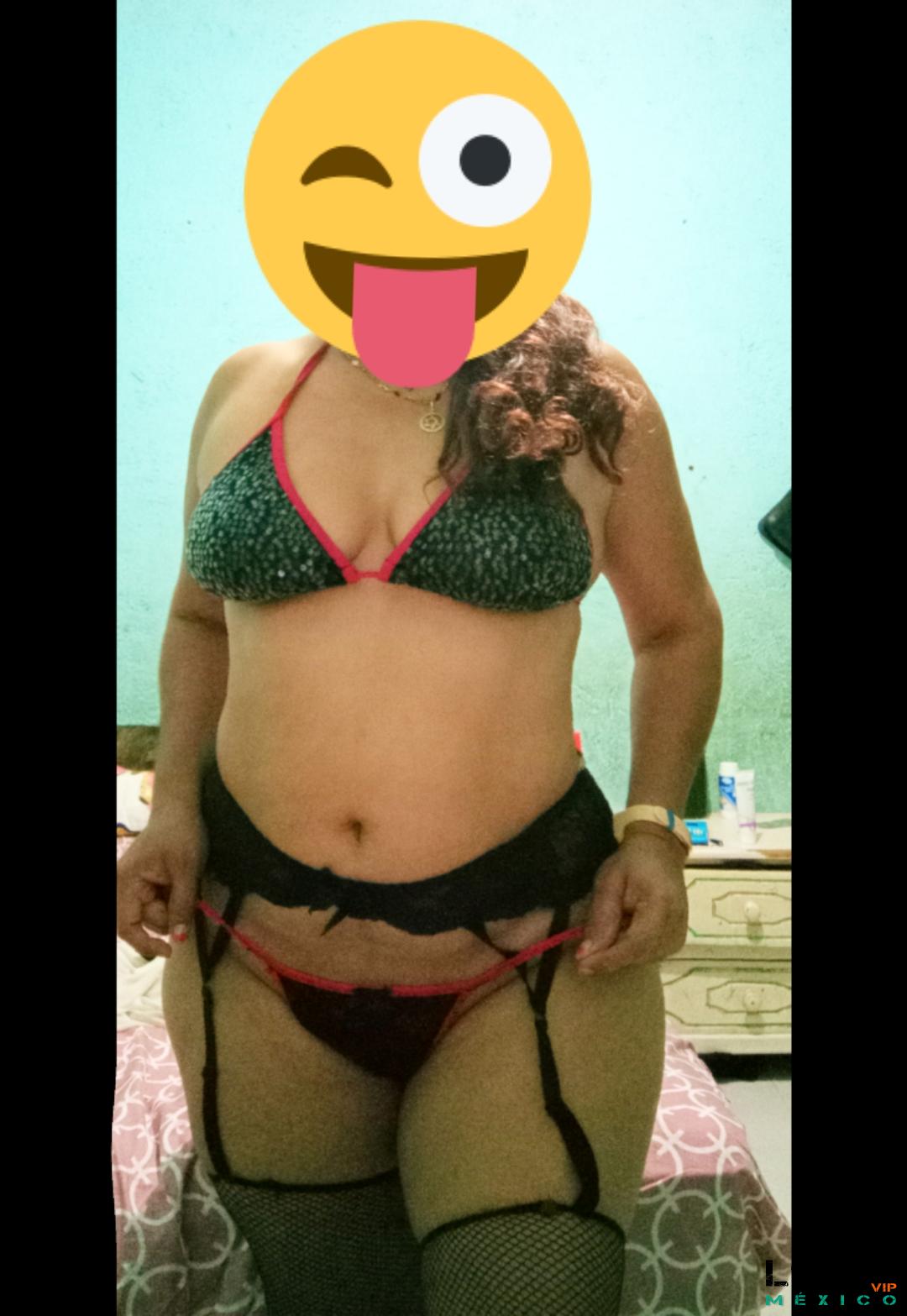 Putas Quintana Roo: Hola papito    700 con oral natural en mi lugar 350 y 500  básico