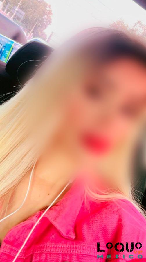 Putas Nuevo León: Una asombrosa mujer bien caliente, cabello elegante cuidado