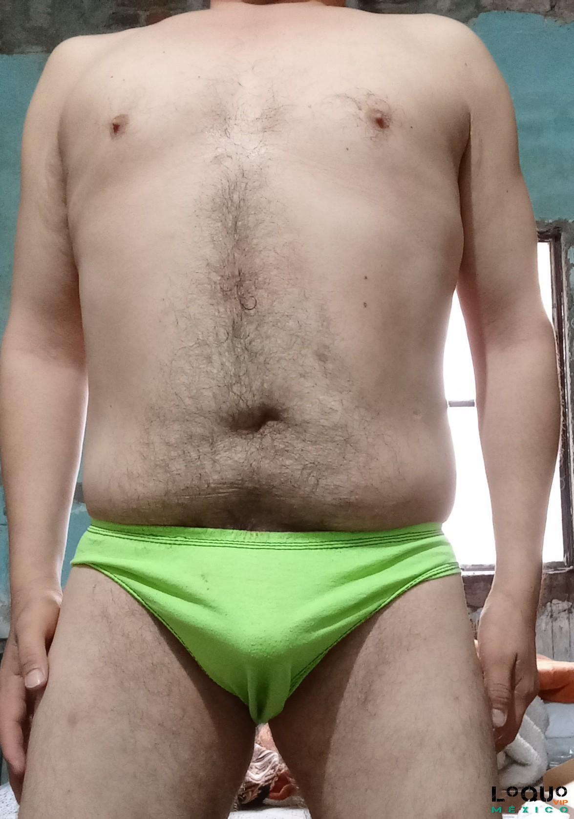 Gigolós Morelos: CHICO COMPLACIENTE DISPUESTO A SER TU ESCLAVO SEXUAL