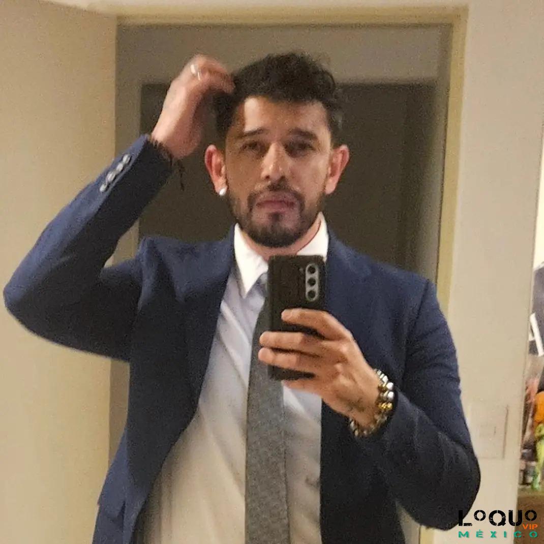 Gigolós Chiapas: ROBERTO CANSECO. HOMBRE JOVEN MUY GUAPO VERGÓN. SERVICIO SEXUAL SOLO A MUJERES