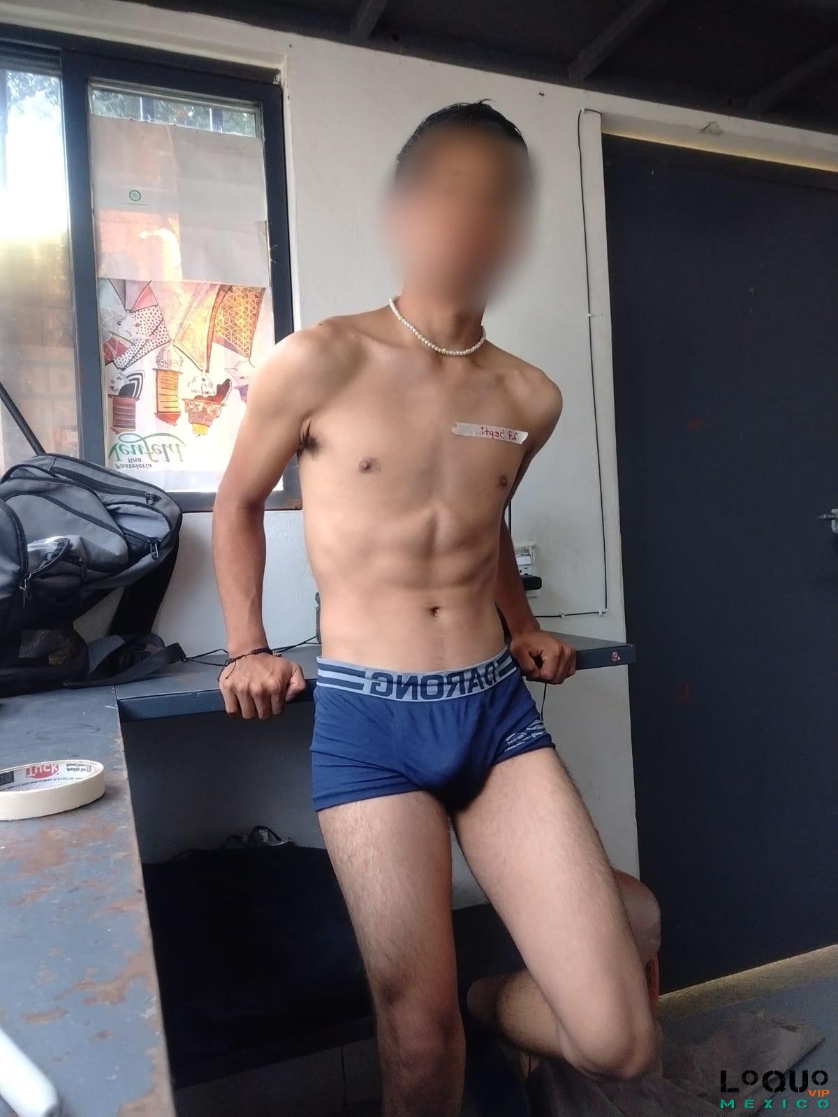 Gigolós Jalisco: Azriel, disponible para atenderte como mereces