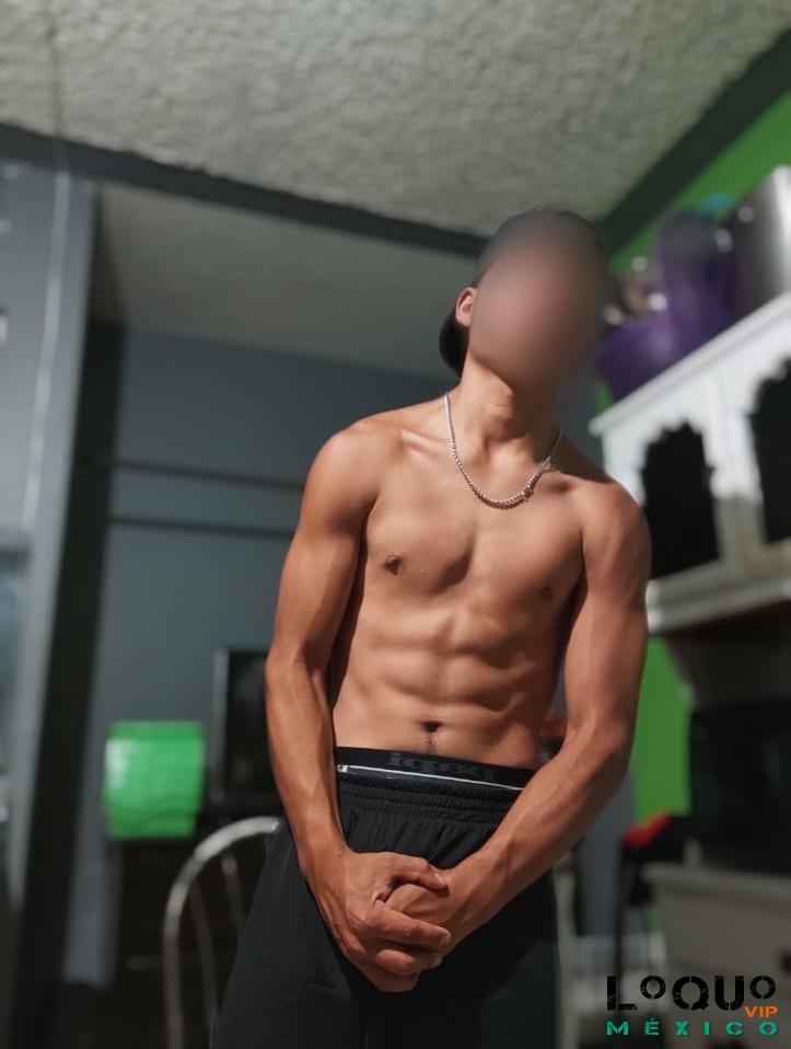 Gigolós Jalisco: Azriel, disponible para atenderte como mereces