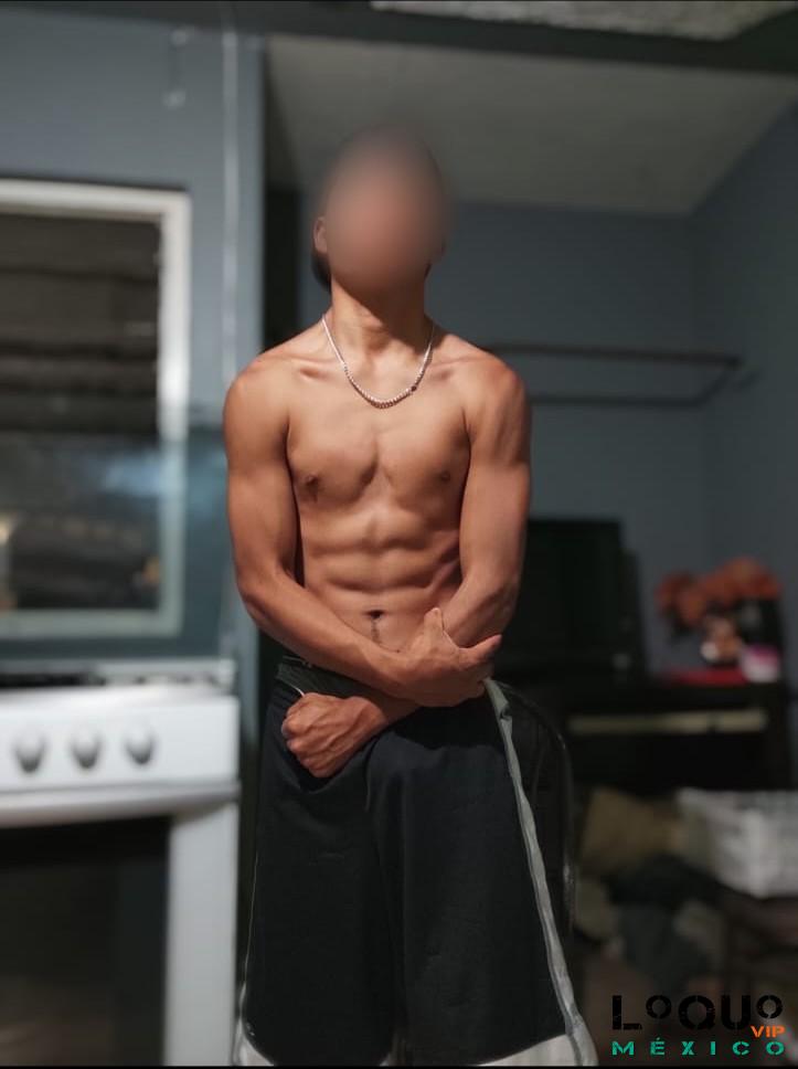 Gigolós Jalisco: Azriel, disponible para atenderte como mereces